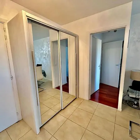 ⁂ 2 Pieces Centre-ville Avec Parking * Cagnes-sur-Mer