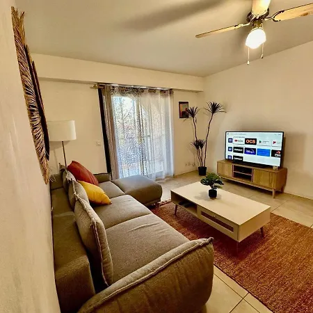 ⁂ 2 Pieces Centre-ville Avec Parking Апартаменты *